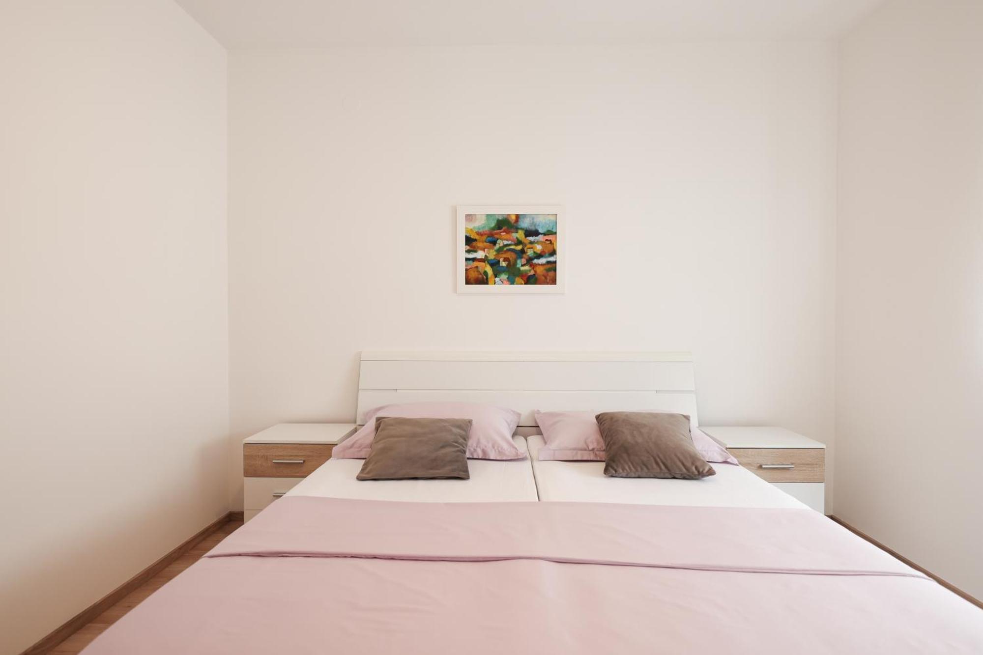 Apartment Leon บาร์บินเย ภายนอก รูปภาพ